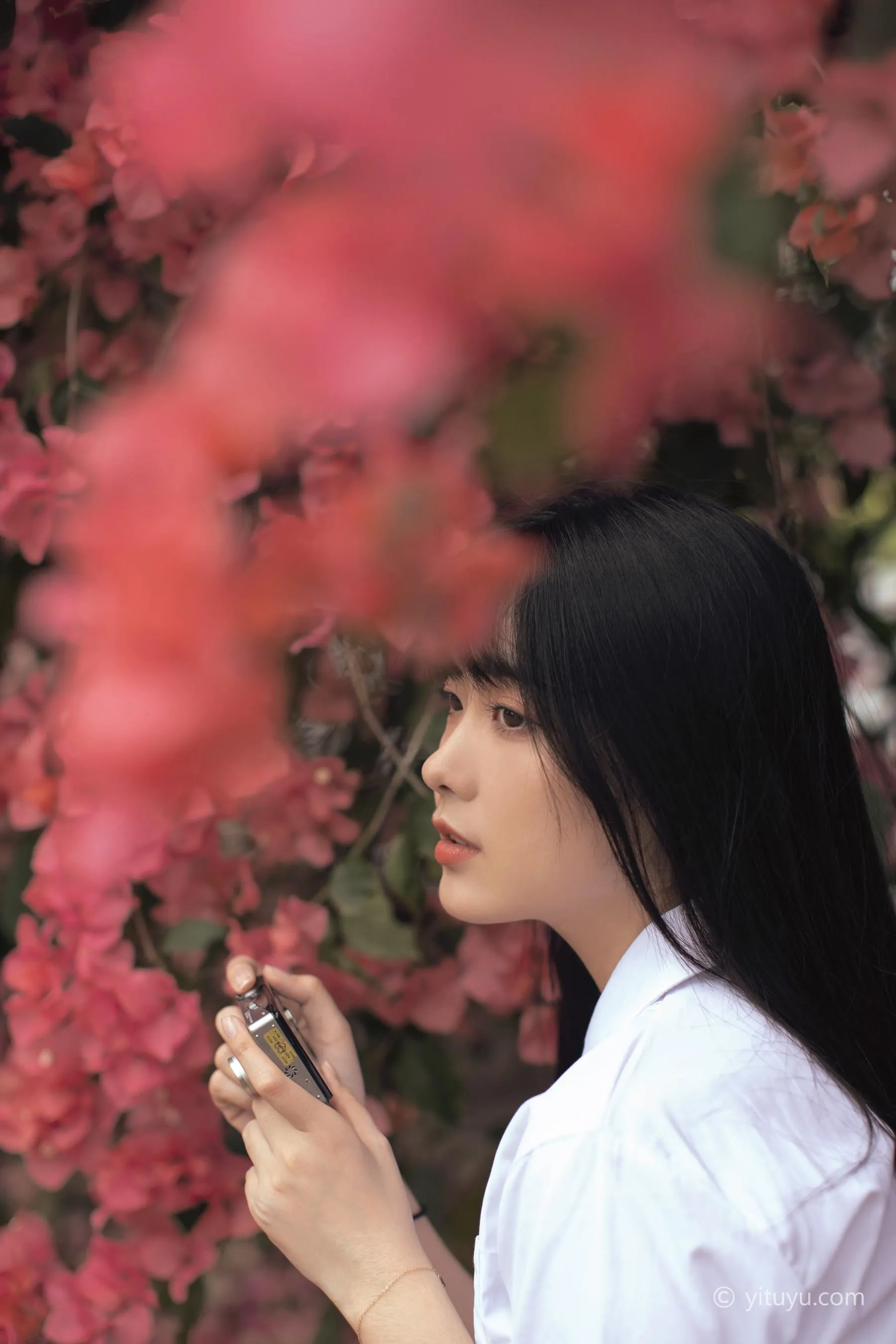 [YITUYU艺图语]2021.04.28 花季 黄子卿 [27P]插图8